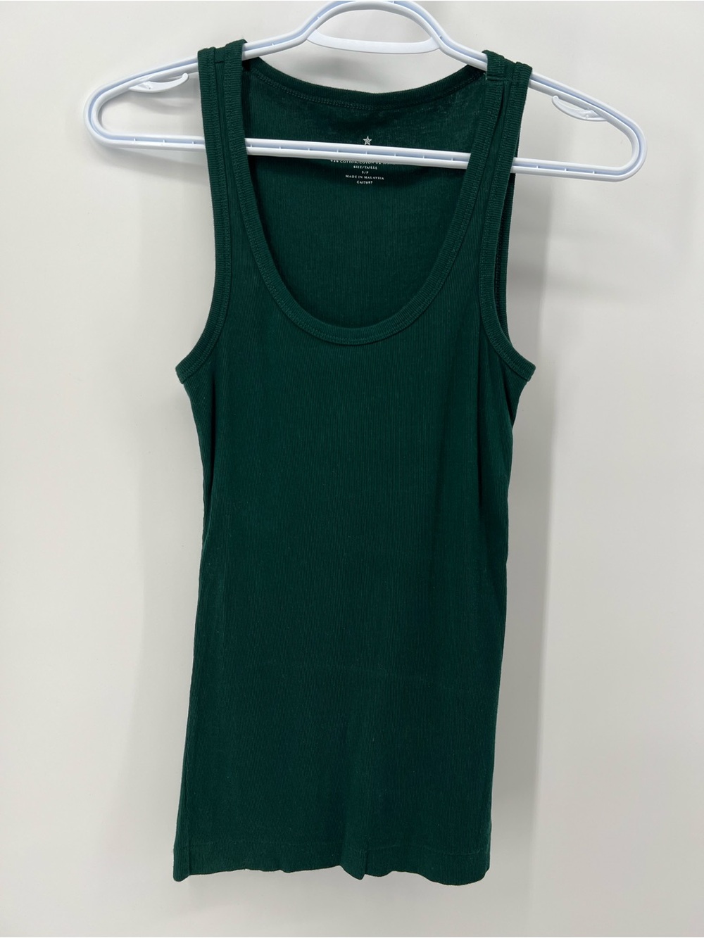 Banana Republic Women’s Small Forest Green Minimalist Chic Ribbed Long Tank Top